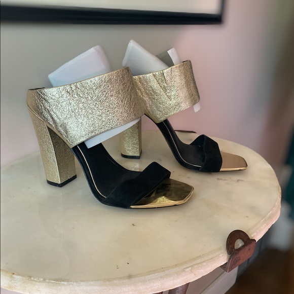 Rachel Zoe Skyla gold and black slide ❤️ - Picture 5 of 6